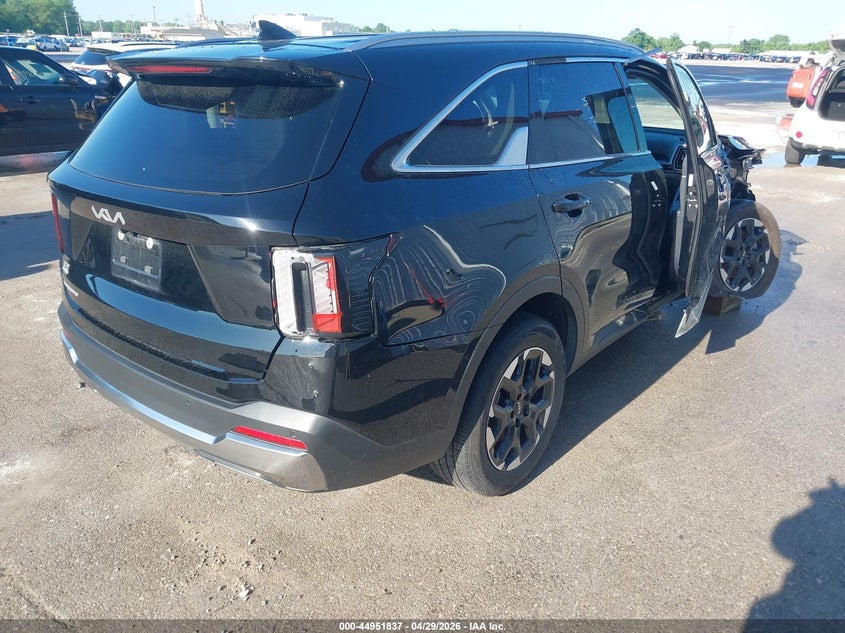 2025 Kia Sorento VIN 5XYRL4JC7SG323750 IAAI salvage auction — RIGHT SIDE, Salvage (Illinois), sold $9,200 on 2026-07-28 (photo 4)