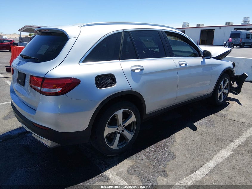 2017 Mercedes-benz Glc VIN WDC0G4JB3HF138573 IAAI salvage auction — FRONT END, Wait Title, sold $1,800 on 2026-07-24 (photo 4)