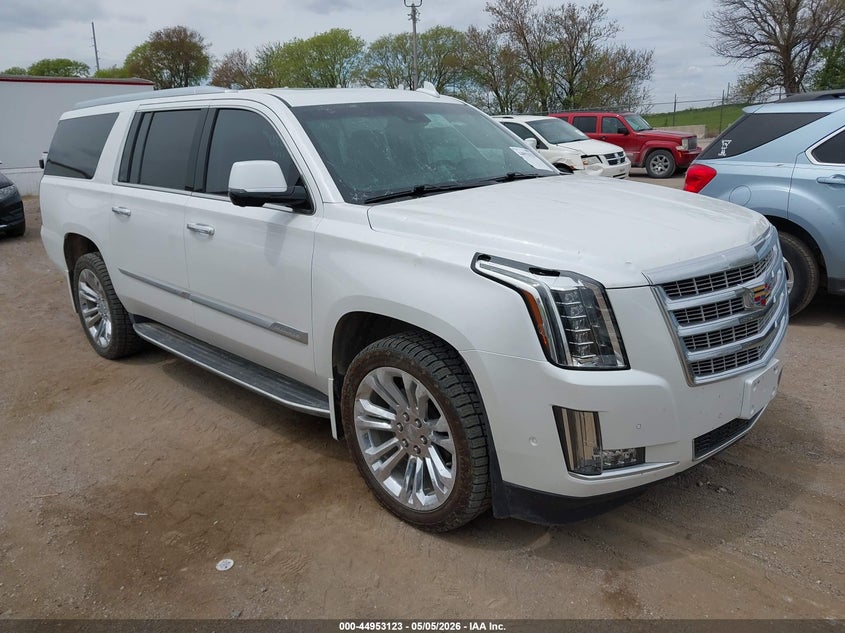 2017 Cadillac Escalade VIN 1GYS4HKJ1HR213140 — IAAI salvage auction photo