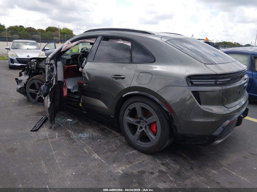 2024 Porsche Macan VIN WP1AC2XA5RL200529 IAAI salvage auction — SIDE, Certificate Of Destruction (Florida), sold $8,100 on 2026-07-23 (photo 3)