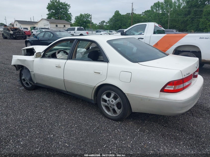 2001 Lexus ES VIN JT8BF28G710331808 IAAI salvage auction — FRONT END, Salvage (South Carolina), sold $25 on 2026-07-28 (photo 3)