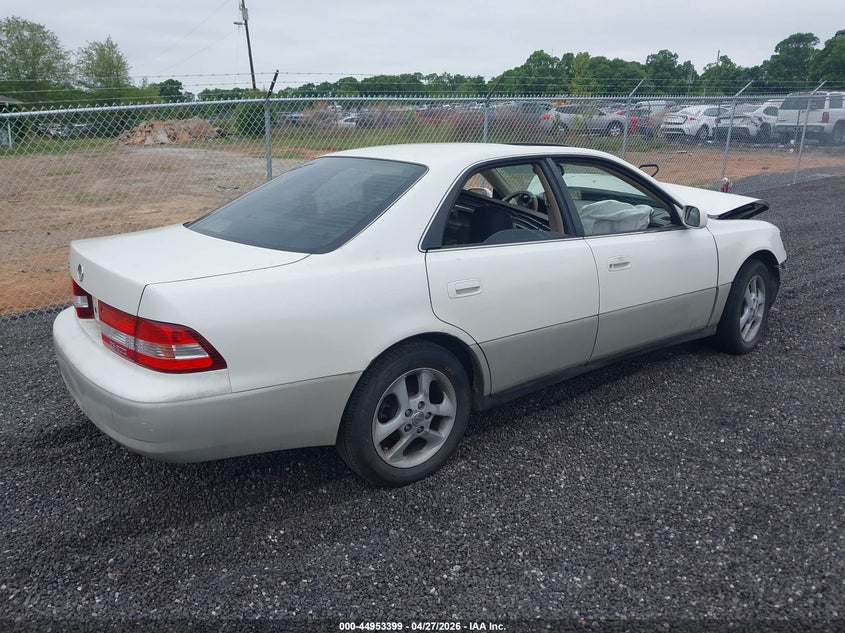 2001 Lexus ES VIN JT8BF28G710331808 IAAI salvage auction — FRONT END, Salvage (South Carolina), sold $25 on 2026-07-28 (photo 4)