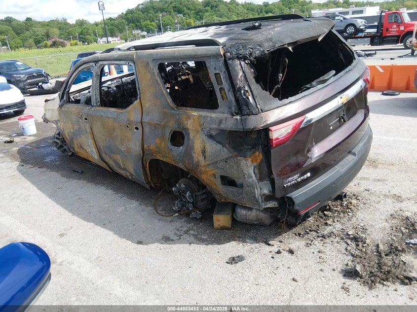 2020 Chevrolet Traverse VIN 1GNERGKW8LJ155875 IAAI salvage auction — Burn Interior, Junk (Missouri), sold $175 on 2026-07-19 (photo 3)