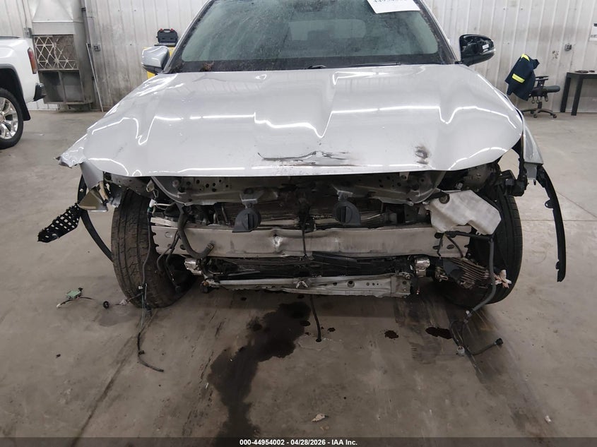 2022 Toyota Highlander VIN 5TDBBRCH0NS554569 IAAI salvage auction — FRONT END, Salvage (Minnesota), sold $4,850 on 2026-07-21 (photo 6)