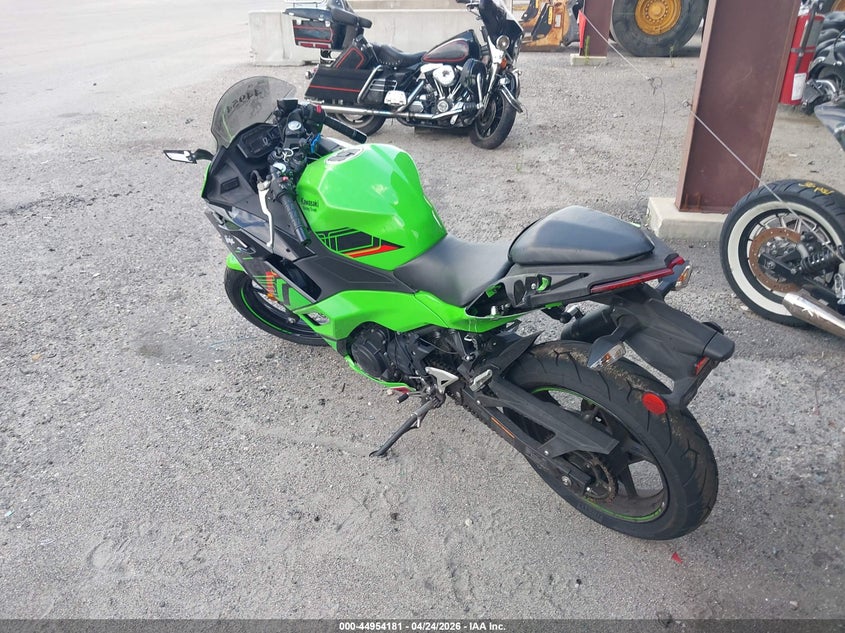 2024 Kawasaki Ninja VIN ML5EXGH12RDA23774 IAAI salvage auction — FRONT END, Salvage Title, sold $1,750 on 2026-07-21 (photo 3)