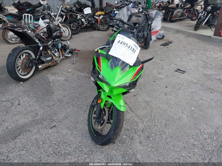 2024 Kawasaki Ninja VIN ML5EXGH12RDA23774 IAAI salvage auction — FRONT END, Salvage Title, sold $1,750 on 2026-07-21 (photo 5)