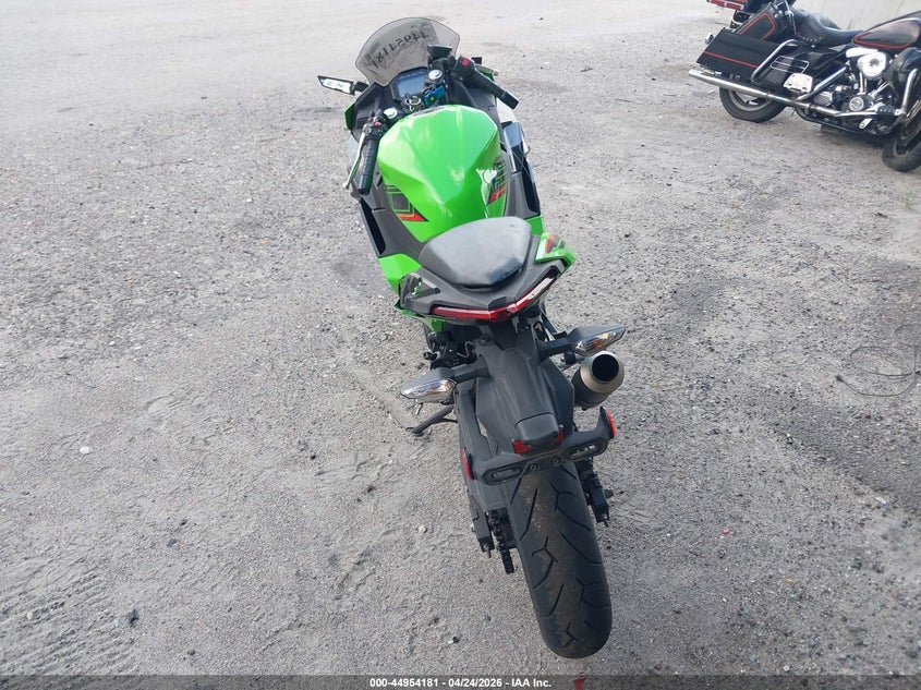2024 Kawasaki Ninja VIN ML5EXGH12RDA23774 IAAI salvage auction — FRONT END, Salvage Title, sold $1,750 on 2026-07-21 (photo 6)