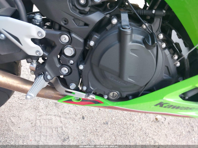 2024 Kawasaki Ninja VIN ML5EXGH12RDA23774 IAAI salvage auction — FRONT END, Salvage Title, sold $1,750 on 2026-07-21 (photo 8)