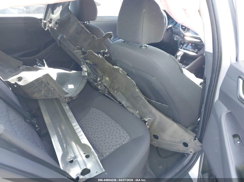2019 Hyundai Ioniq VIN KMHC65LDXKU111797 IAAI salvage auction — RIGHT SIDE, Salvage Title, sold $1,350 on 2026-07-15 (photo 8)