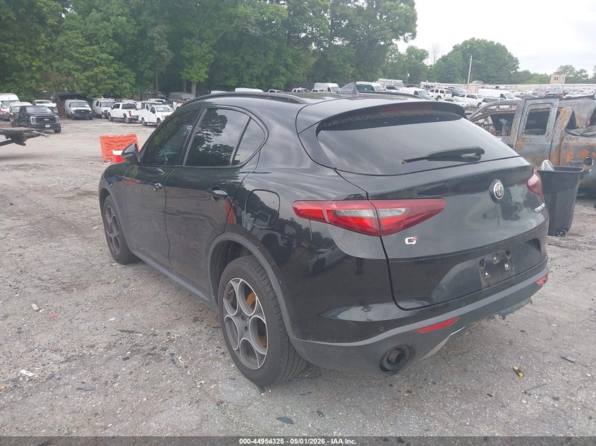 2018 Alfa romeo Stelvio VIN ZASFAKPN2J7B61633 IAAI salvage auction — FRONT END, Wait Title, sold $6,400 on 2026-07-26 (photo 3)