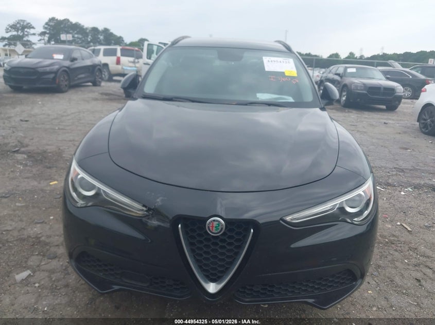 2018 Alfa romeo Stelvio VIN ZASFAKPN2J7B61633 IAAI salvage auction — FRONT END, Wait Title, sold $6,400 on 2026-07-26 (photo 6)
