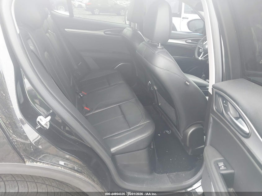 2018 Alfa romeo Stelvio VIN ZASFAKPN2J7B61633 IAAI salvage auction — FRONT END, Wait Title, sold $6,400 on 2026-07-26 (photo 8)