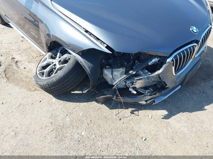 2017 BMW X1 VIN WBXHT3C35H5F81047 IAAI salvage auction — RIGHT FRONT, Salvage (Massachusetts), sold $1,750 on 2026-07-31 (photo 6)