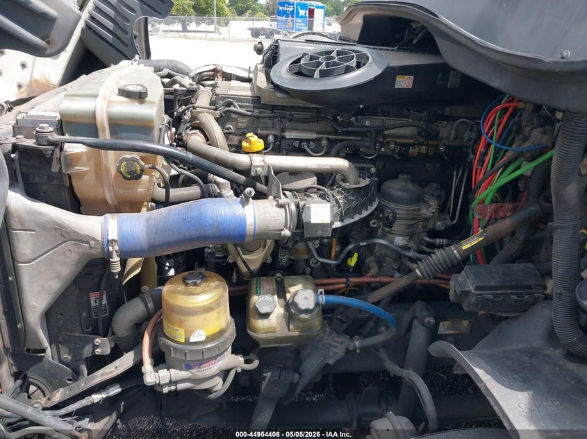 2020 Freightliner Cascadia 125 VIN 3AKJGLDRXLSLJ3891 IAAI salvage auction — REPOSSESSION, Clear (Florida), sold $1,550 on 2026-07-22 (photo 9)