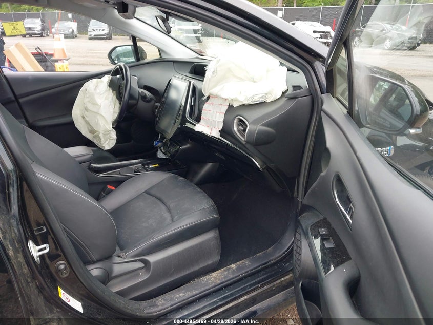 2021 Toyota Prius VIN JTDKAMFP6M3190876 IAAI salvage auction — FRONT END, Salvage Title, sold $3,175 on 2026-07-29 (photo 5)