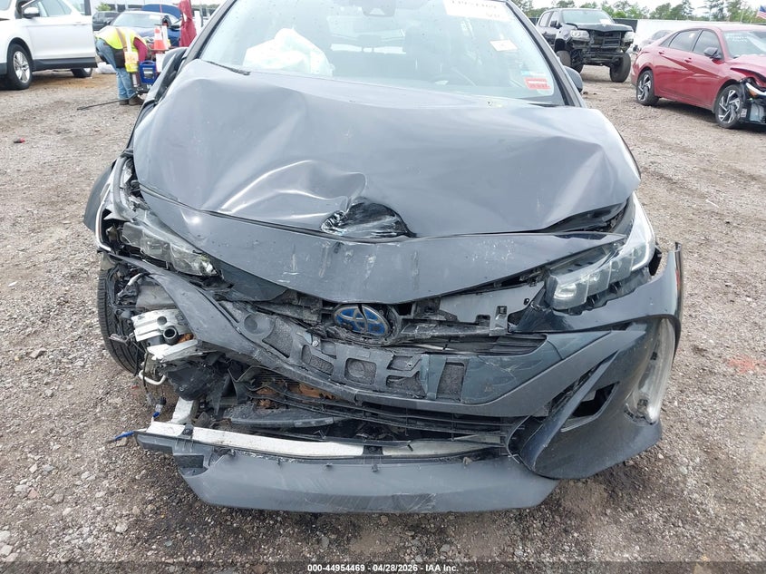 2021 Toyota Prius VIN JTDKAMFP6M3190876 IAAI salvage auction — FRONT END, Salvage Title, sold $3,175 on 2026-07-29 (photo 6)