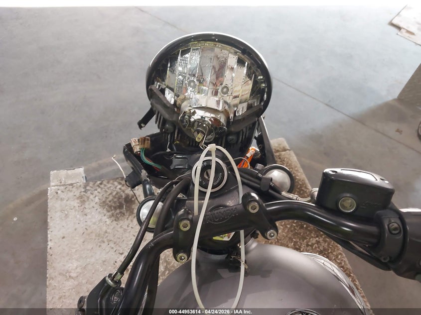 2016 Triumph motorcycle Bonneville VIN SMTD40HL1GT756841 IAAI salvage auction — FRONT END, Salvage (Georgia), sold $975 on 2026-07-07 (photo 7)