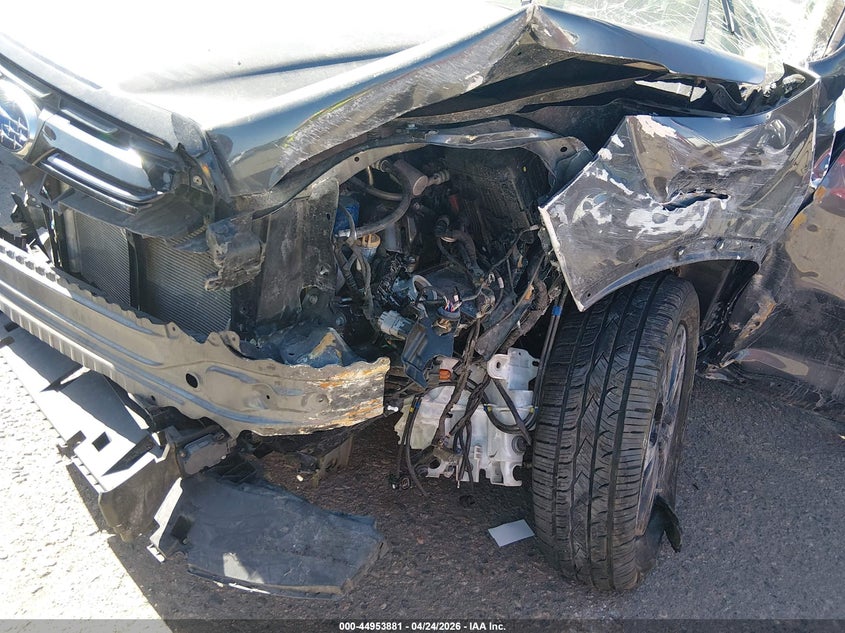 2022 Subaru Forester VIN JF2SKAGC5NH433123 IAAI salvage auction — FRONT END, Salvage Title, sold $25 on 2026-07-21 (photo 6)