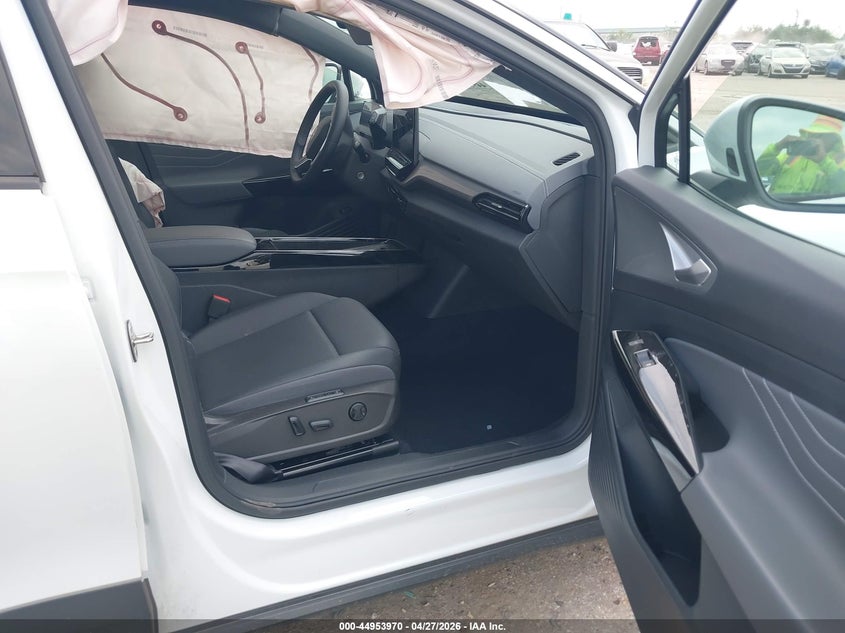 2023 Volkswagen Id.4 VIN 1V2JNPE8XPC047167 IAAI salvage auction — SIDE, Salvage Title, sold $10,000 on 2026-07-10 (photo 5)