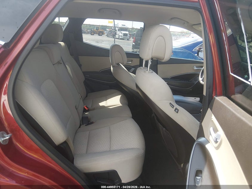2018 Hyundai Santa fe VIN 5XYZU3LB8JG501854 IAAI salvage auction — SIDE, Salvage Title, sold $2,250 on 2026-07-23 (photo 8)