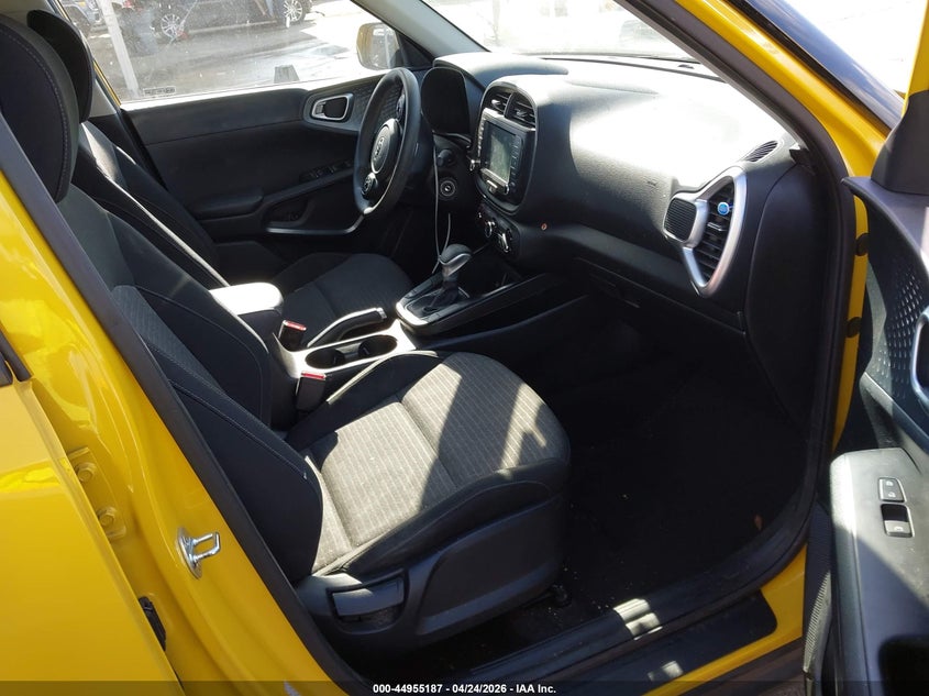 2020 Kia Soul VIN KNDJ23AU7L7122822 IAAI salvage auction — FRONT END, Salvage Title, sold $2,825 on 2026-07-15 (photo 5)