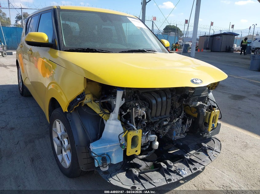 2020 Kia Soul VIN KNDJ23AU7L7122822 IAAI salvage auction — FRONT END, Salvage Title, sold $2,825 on 2026-07-15 (photo 6)