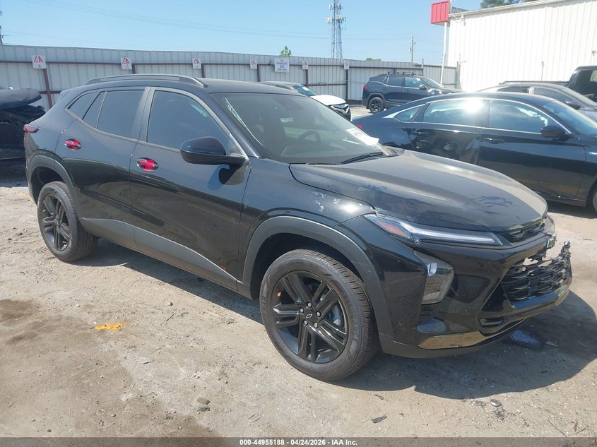 2025 Chevrolet Trax VIN KL77LKEP0SC112707 IAAI salvage auction — LEFT FRONT, Salvage Title, sold $6,200 on 2026-07-11 (photo 1)