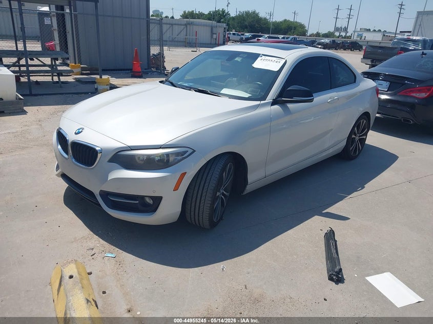 2014 BMW 2er VIN WBA1F5C59EV255972 IAAI salvage auction — WATER/FLOOD, Original (Texas), sold $2,100 on 2026-07-23 (photo 2)