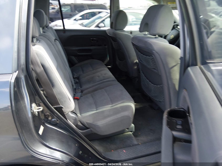 2006 Honda Pilot VIN 2HKYF18406H527062 IAAI salvage auction — NORMAL WEAR, Salvage (Texas), sold $600 on 2026-07-09 (photo 8)