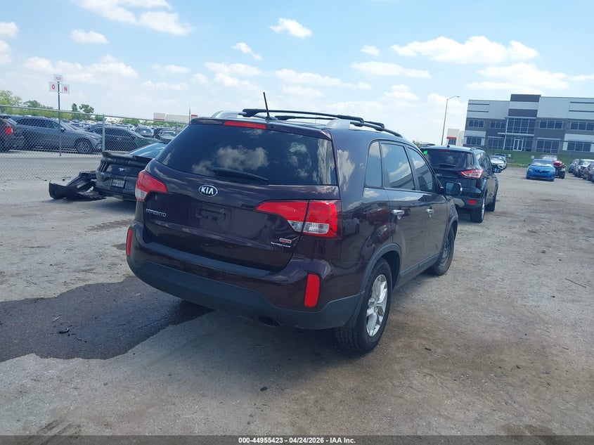 2015 Kia Sorento VIN 5XYKT4A62FG622788 IAAI salvage auction — RIGHT FRONT, Salvage (Texas), sold $1,050 on 2026-07-21 (photo 4)