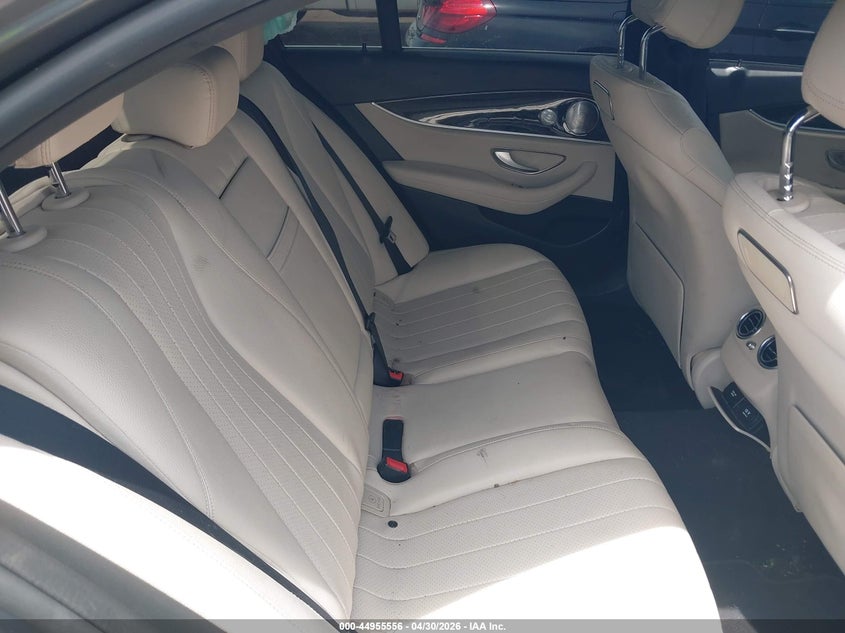 2019 Mercedes-benz E-klasse VIN WDDZF4JBXKA493847 IAAI salvage auction — FRONT END, Salvage (Idaho), sold $3,150 on 2026-08-01 (photo 5)