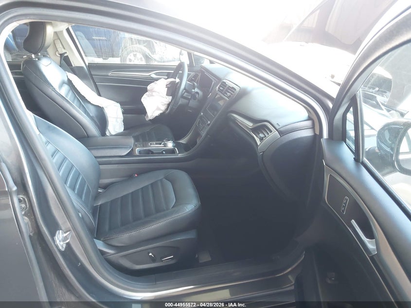 2017 Ford Fusion VIN 3FA6P0PUXHR184007 IAAI salvage auction — FRONT END, Salvage Title, sold $200 on 2026-07-09 (photo 5)