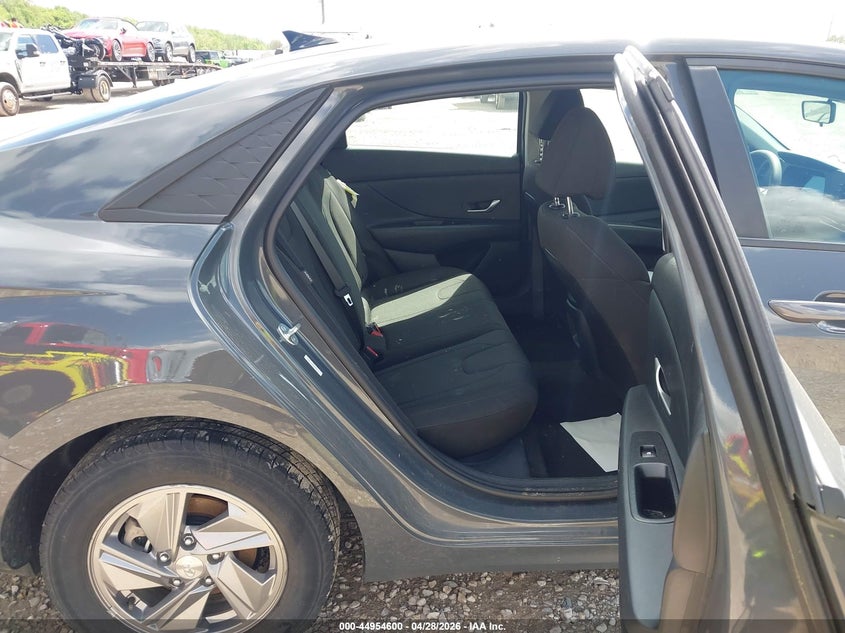 2025 Hyundai Elantra VIN KMHLL4DG0SU899114 IAAI salvage auction — FRONT END, Salvage Title, sold $4,900 on 2026-07-29 (photo 8)