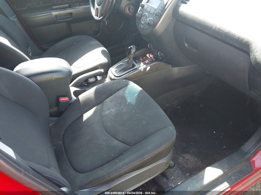 2013 Kia Soul VIN KNDJT2A6XD7577822 IAAI salvage auction — FRONT END, Salvage (North Carolina), sold $225 on 2026-07-23 (photo 5)