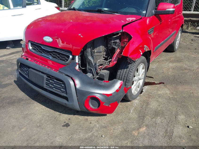 2013 Kia Soul VIN KNDJT2A6XD7577822 IAAI salvage auction — FRONT END, Salvage (North Carolina), sold $225 on 2026-07-23 (photo 6)
