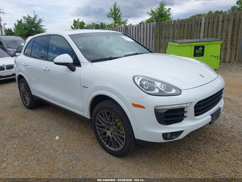 2017 Porsche Cayenne VIN WP1AE2A2XHLA71295 IAAI salvage auction — UNKNOWN, Salvage Title, sold $11,050 on 2026-07-13 (photo 1)