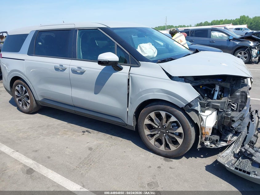 2024 Kia Carnival VIN KNDNC5H3XR6448457 IAAI salvage auction — FRONT END, Salvage (North Carolina), sold $7,100 on 2026-07-29 (photo 1)