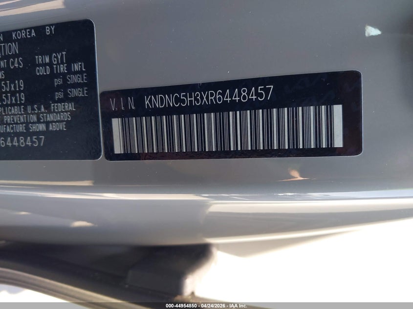 2024 Kia Carnival VIN KNDNC5H3XR6448457 IAAI salvage auction — FRONT END, Salvage (North Carolina), sold $7,100 on 2026-07-29 (photo 9)