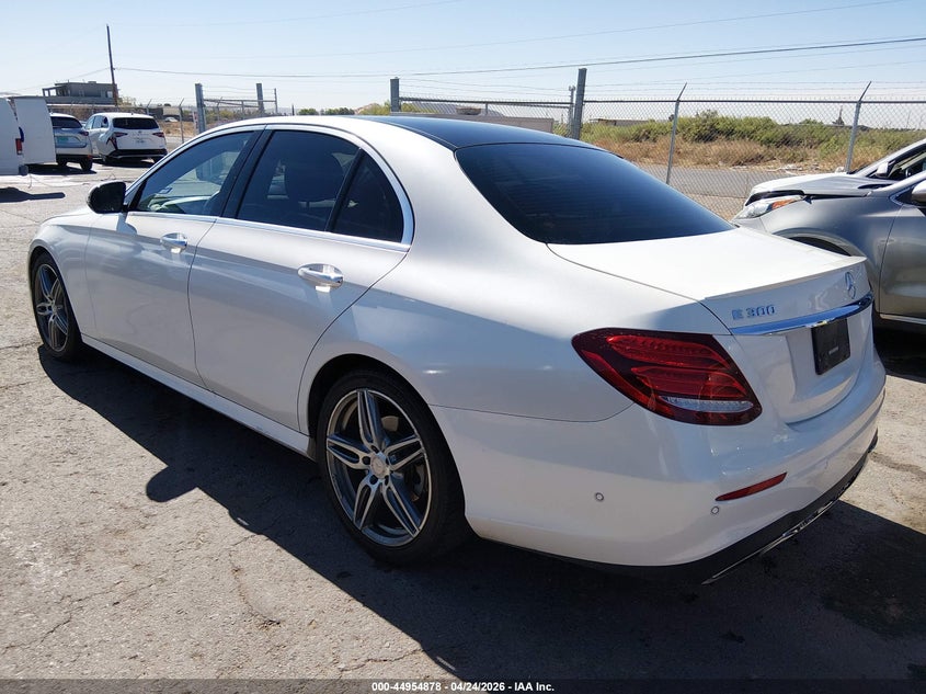2017 Mercedes-benz E-klasse VIN WDDZF4JB3HA140679 IAAI salvage auction — RIGHT SIDE, Original (Texas), sold $8,500 on 2026-07-08 (photo 3)
