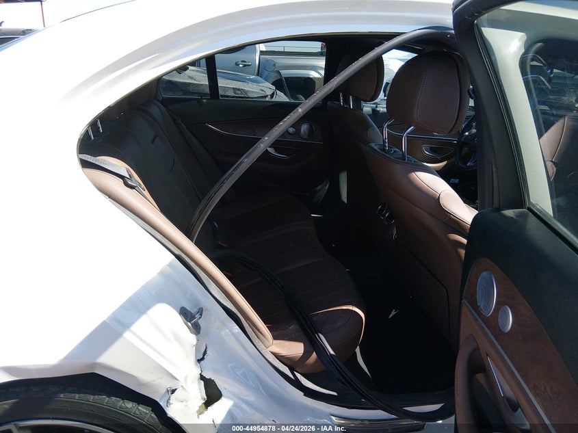 2017 Mercedes-benz E-klasse VIN WDDZF4JB3HA140679 IAAI salvage auction — RIGHT SIDE, Original (Texas), sold $8,500 on 2026-07-08 (photo 8)