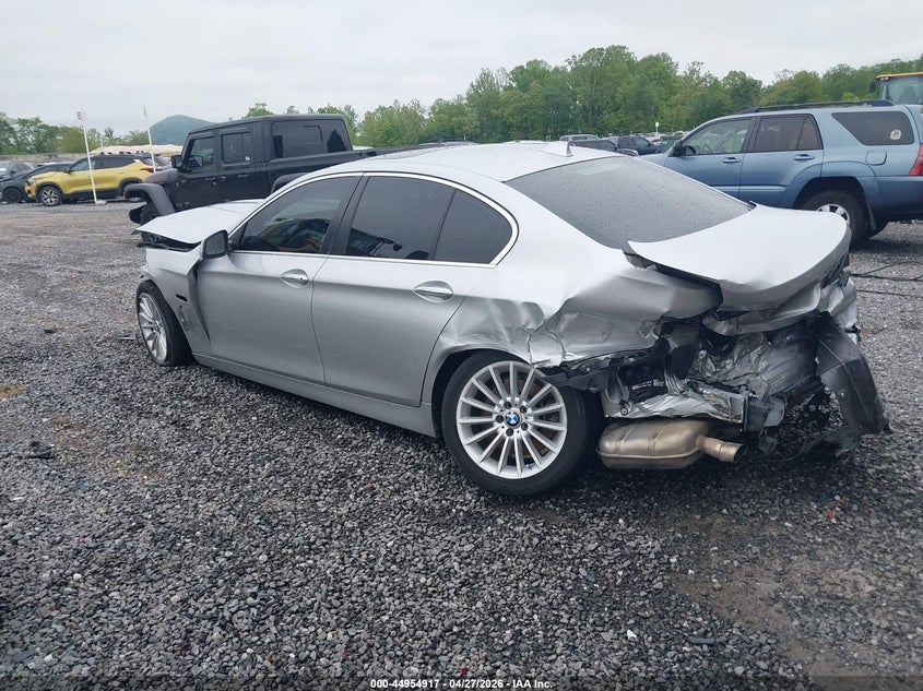 2013 BMW 5er VIN WBAFR7C57DC823218 IAAI salvage auction — FRONT & REAR, Salvage (Georgia), sold $400 on 2026-08-02 (photo 3)