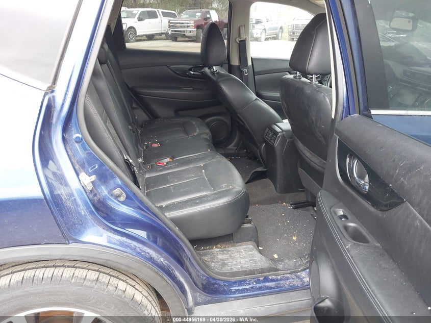 2017 Nissan Rogue VIN JN8AT2MV4HW024912 IAAI salvage auction — HAIL, Salvage (Iowa), sold $2,775 on 2026-07-13 (photo 8)