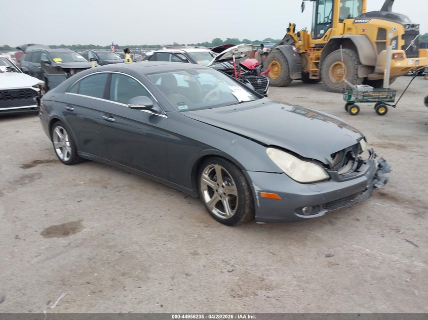 2008 Mercedes-benz Cls-klasse VIN WDDDJ72X38A133817 IAAI salvage auction — LEFT FRONT, Salvage (Texas), sold $550 on 2026-07-21 (photo 1)