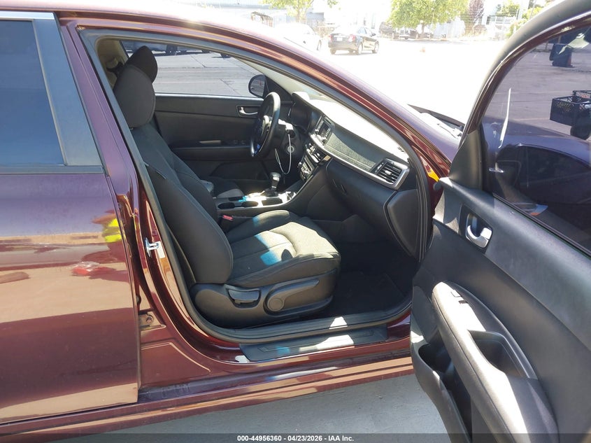 2016 Kia Optima VIN 5XXGT4L38GG061303 IAAI salvage auction — REAR END, Salvage (California), sold $1,375 on 2026-07-06 (photo 5)