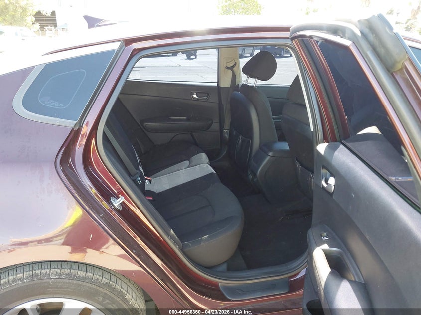 2016 Kia Optima VIN 5XXGT4L38GG061303 IAAI salvage auction — REAR END, Salvage (California), sold $1,375 on 2026-07-06 (photo 8)