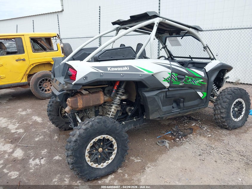 2024 Kawasaki Teryx VIN JKARFCD11RB503218 IAAI salvage auction — FRONT END, Clear (Oklahoma), sold $3,800 on 2026-07-08 (photo 4)