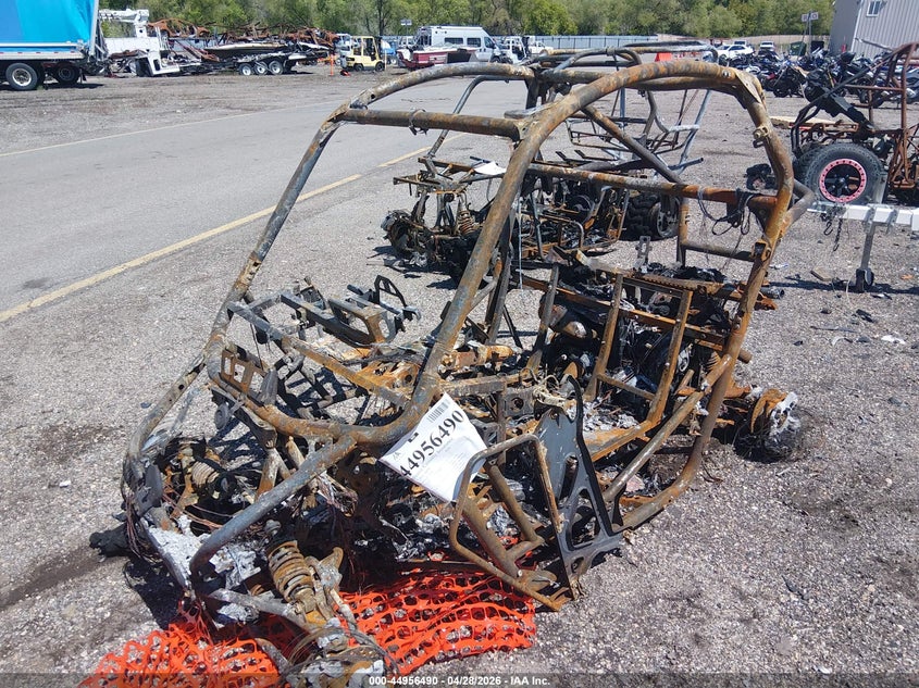 2026 Polaris Rzr VIN 3NSA5F875TH175945 IAAI salvage auction — TOTAL BURN, Salvage Title, sold $25 on 2026-07-09 (photo 2)