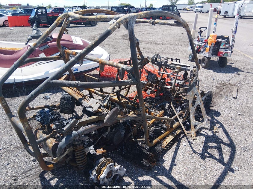 2026 Polaris Rzr VIN 3NSA5F875TH175945 IAAI salvage auction — TOTAL BURN, Salvage Title, sold $25 on 2026-07-09 (photo 4)