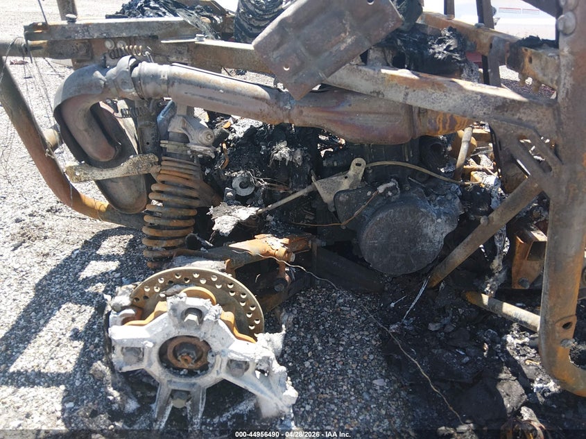 2026 Polaris Rzr VIN 3NSA5F875TH175945 IAAI salvage auction — TOTAL BURN, Salvage Title, sold $25 on 2026-07-09 (photo 8)