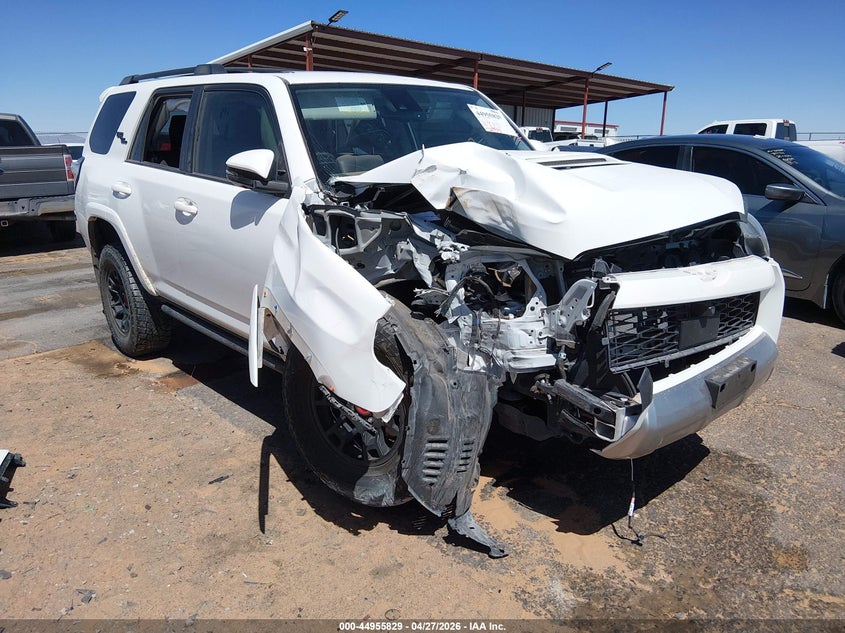 2024 Toyota 4runner VIN JTERU5JR1R6279468 — IAAI salvage auction photo